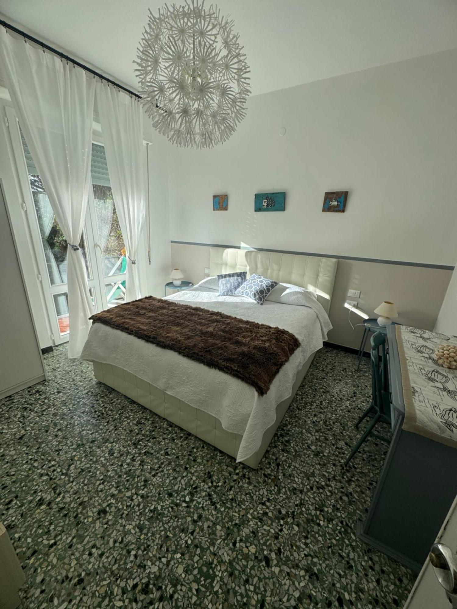 2-Bedroom Sunny Sea View With Balcony, La Casa Di Christine Monterosso al Mare Kültér fotó